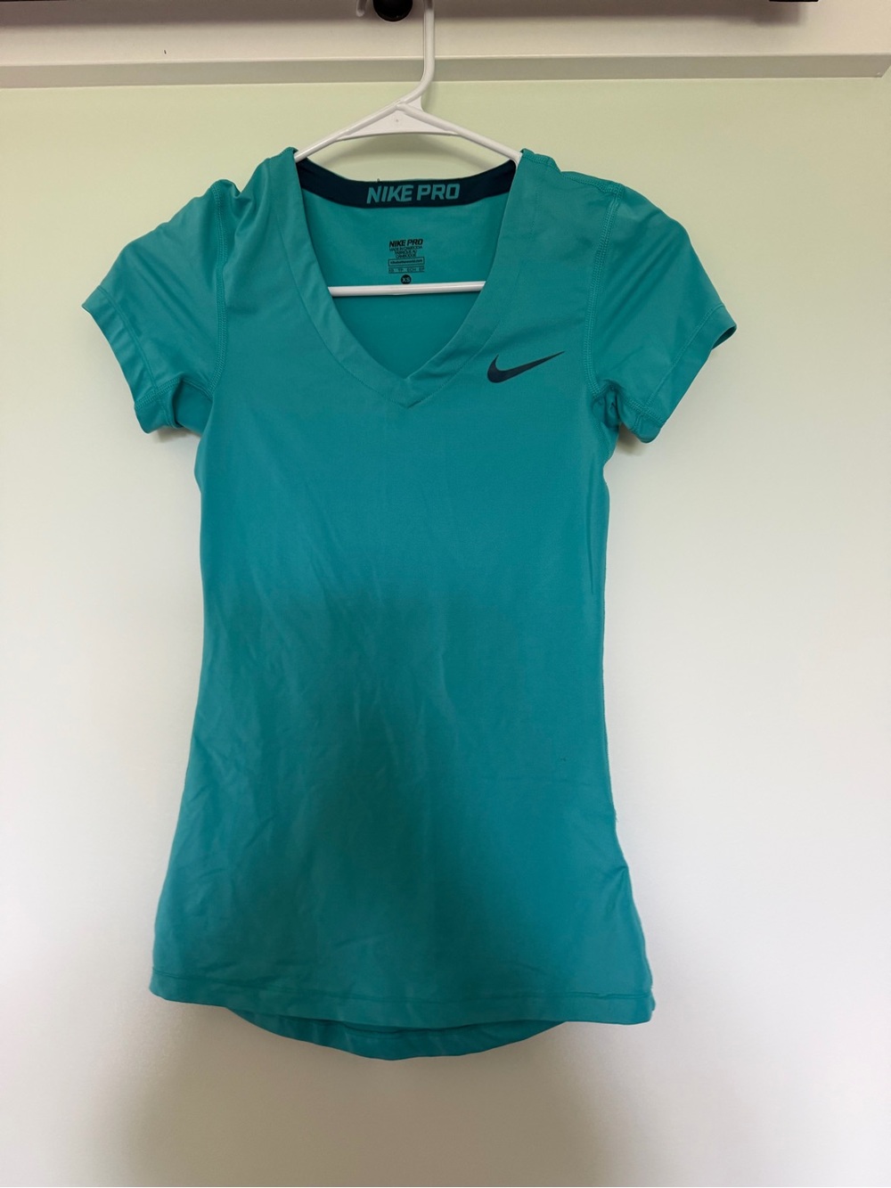 Nike Pro Women's Teal V-Neck Short Sleeve Performance Tee